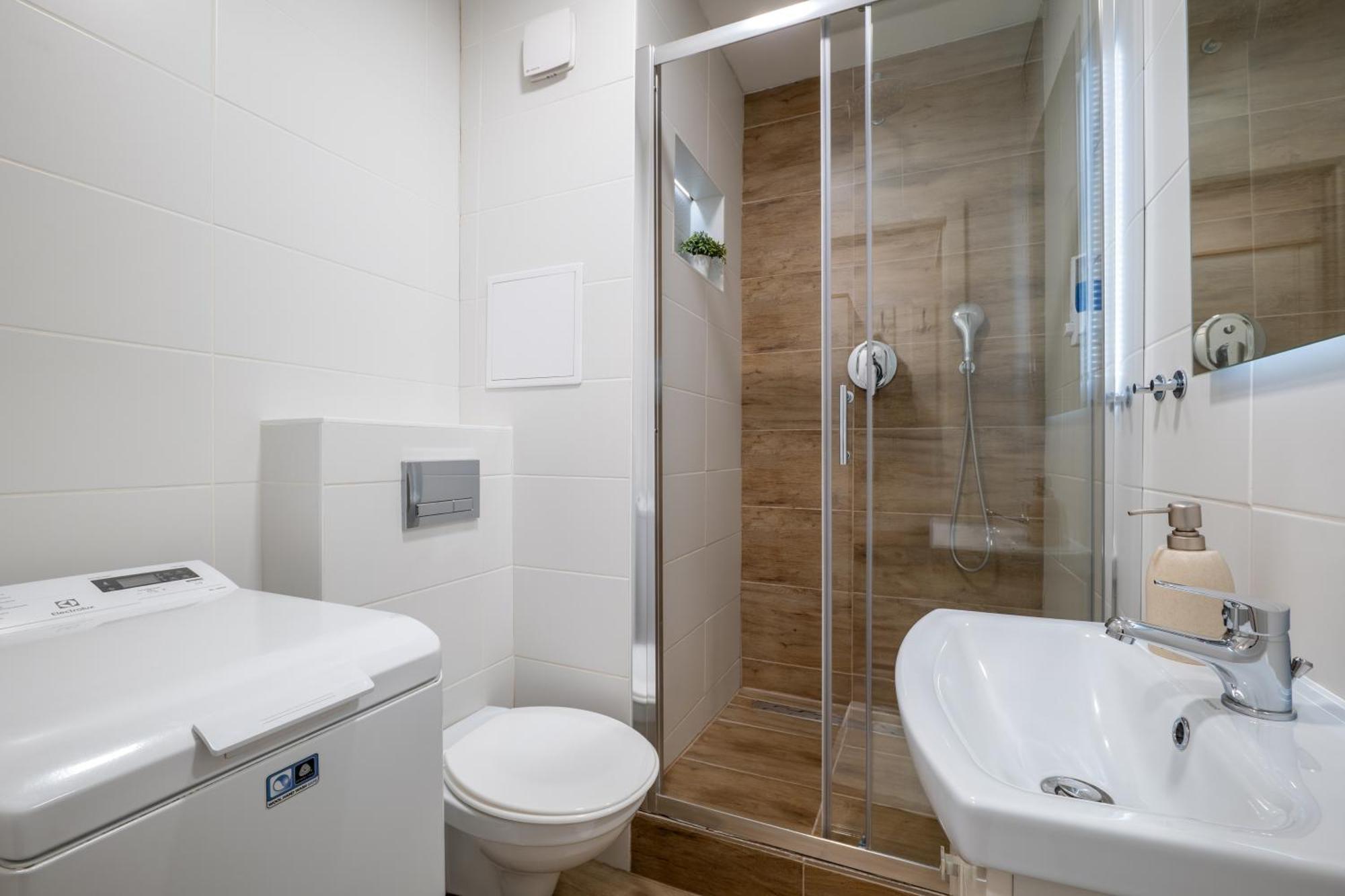 Smart Home Жилина Экстерьер фото